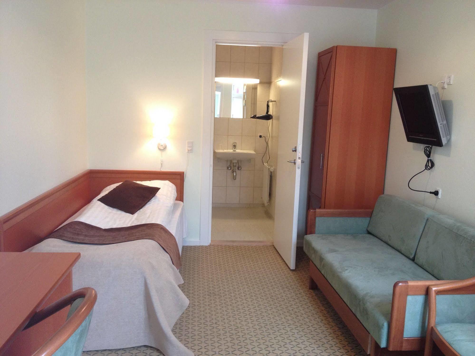Hotel Allinge 3*